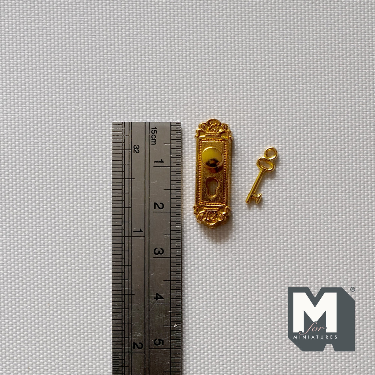 1:12 Scale Miniature Gold Dollhouse Door Knob Plate with Key, 15/16 inch tall