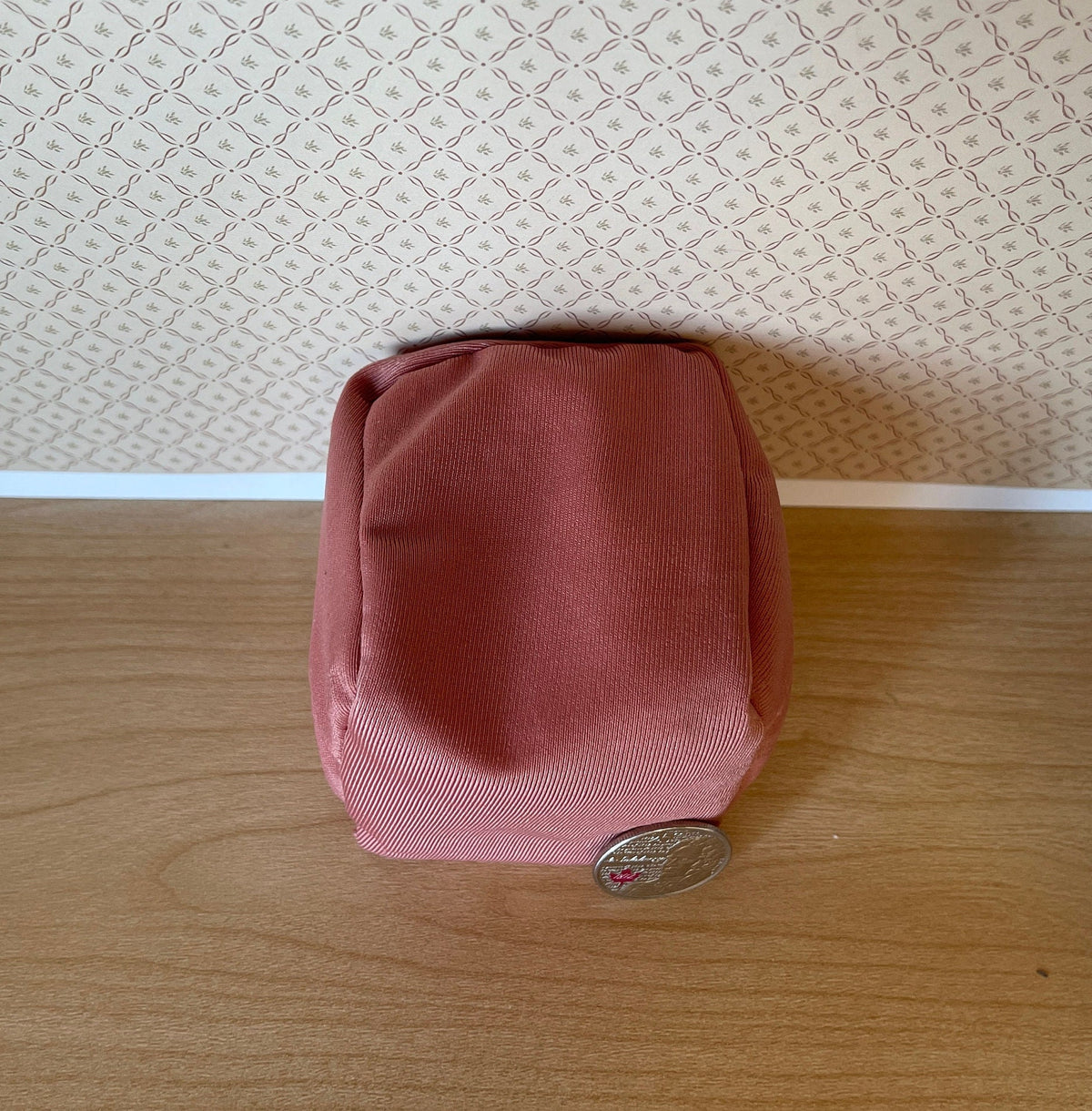 1:12 Scale Miniature Fabric Bean Bag Chair, 2-3/8 inch tall, DIY Dollhouse Supply (dusty pink)