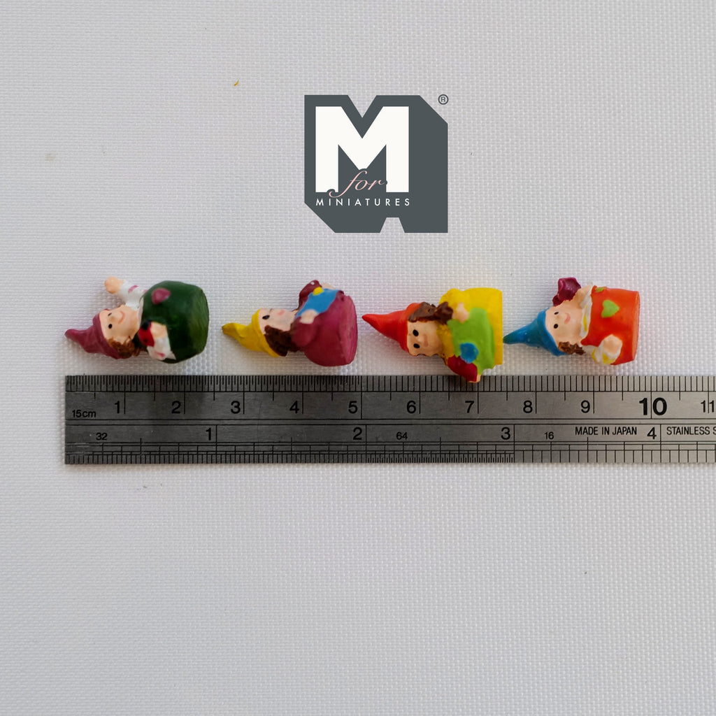 Dollhouse Miniature Gnome Set of 4 , 1:12 Scale Dollhouse Christmas Decoration 1 Inch Tall - G051