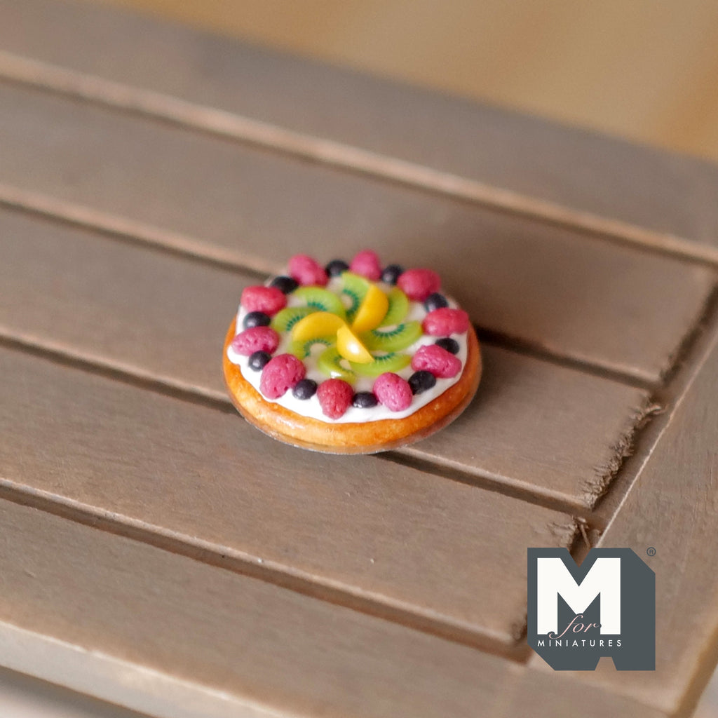 Miniature Fruit Pie 1:12 Scale Dollhouse Baked Pie - E018