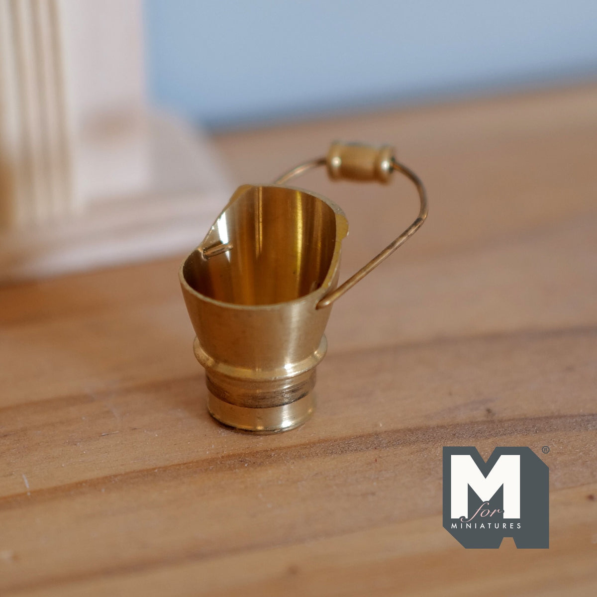 1:12 Scale Miniature Metal Coal Scuttle with Handle, 7/8 inch tall, DIY Dollhouse Supply (brass)