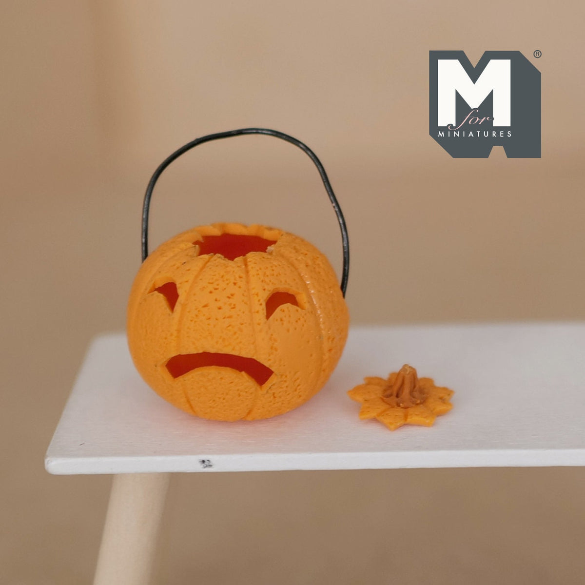 1:12 Scale Miniature Halloween Pumpkin Candy Bucket with Carved Face and Handle, 1-1/4 inch tall, DIY Dollhouse Supply (orange)
