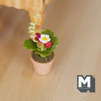 Dollhouse Garden Strawberry Planter with Clay Pot 1:12 Scale Miniature Flowers and Leaves - H031