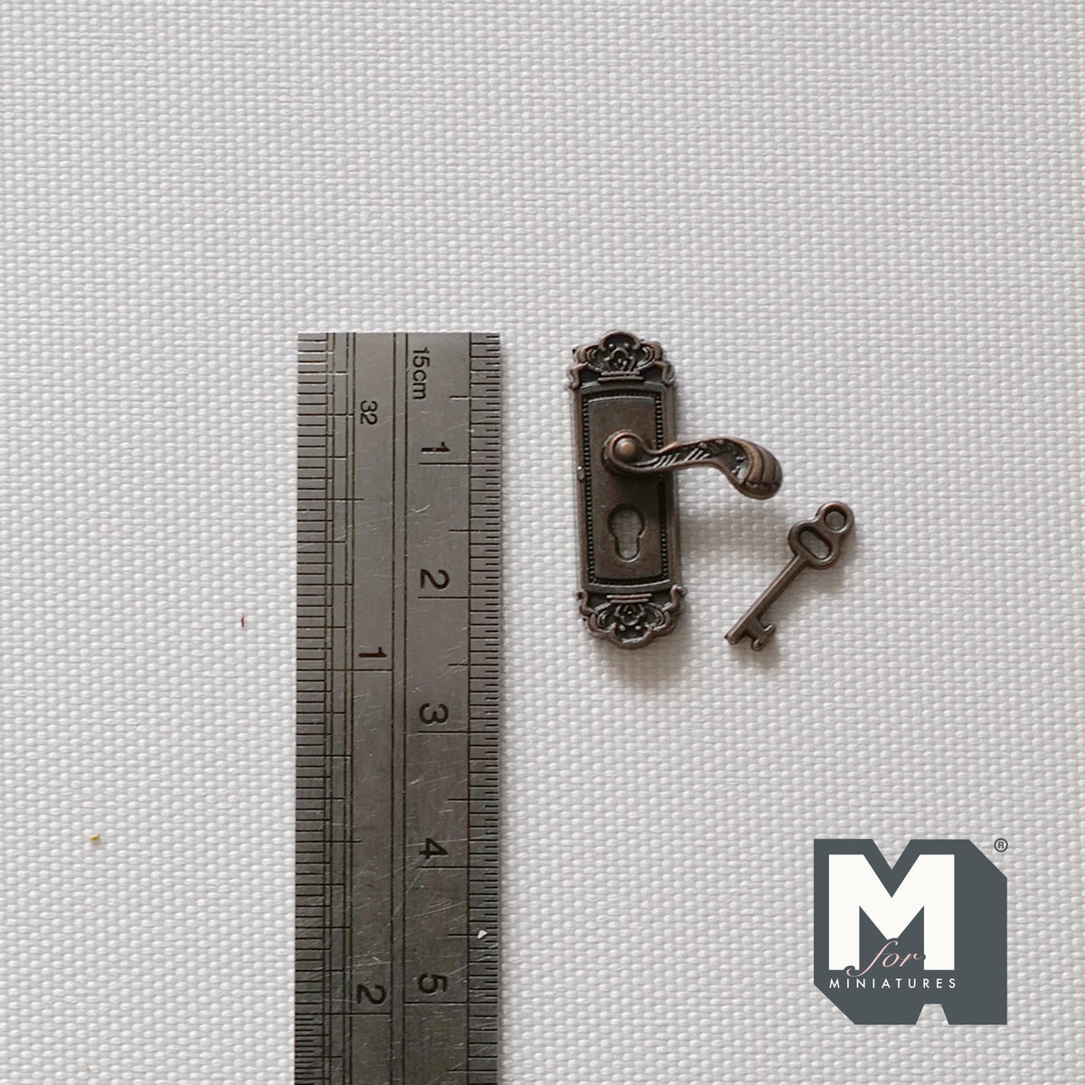 1:12 Dollhouse Supplies Miniature Door Lock Lever with Keys set of 2 (right) - C066