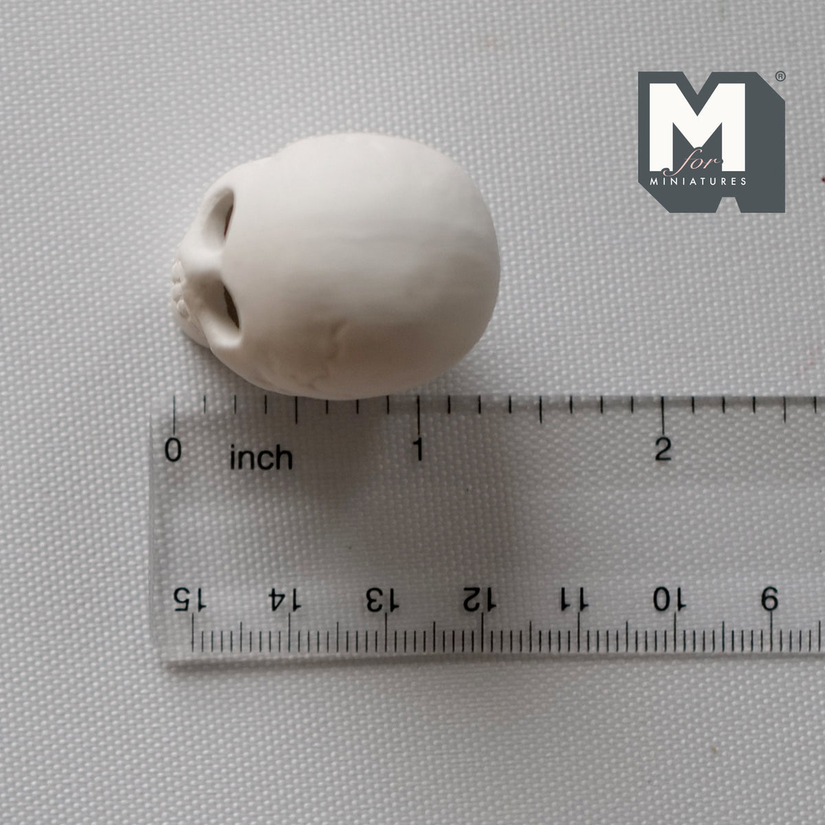 Dollhouse Miniature Ceramic Halloween Skull (unglazed) - B084