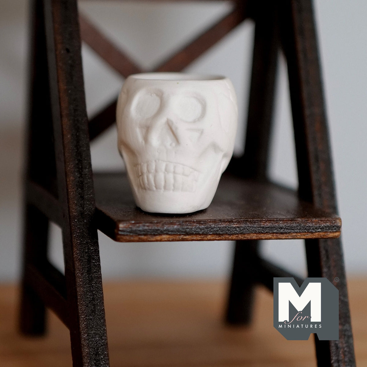Dollhouse Miniature Ceramic Halloween Skull Planter (unglazed) - B084