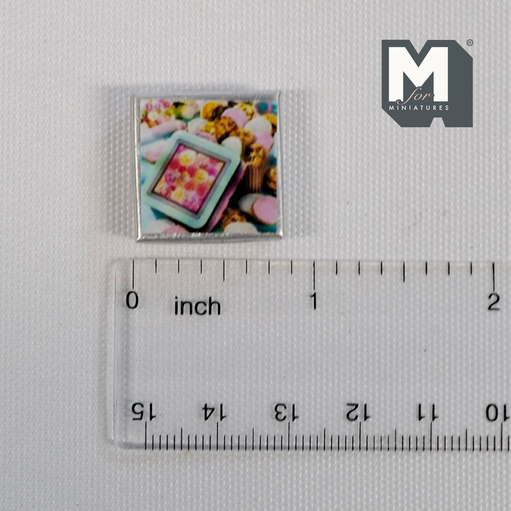 1:12 Dollhouse Supplies Miniature Butter Cookies Box with 7 Cookies - E033