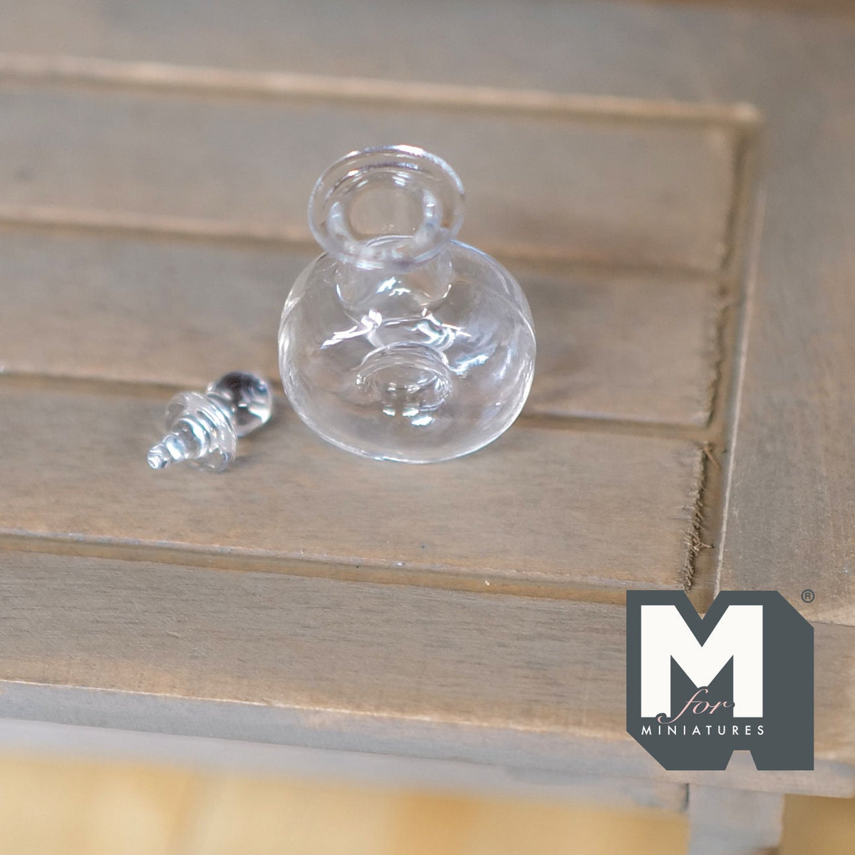 1:12 Scale Miniature Glass Wine Decanter with Ball Stopper, 1-3/8 inch tall, DIY Dollhouse Supply (clear) (A23)