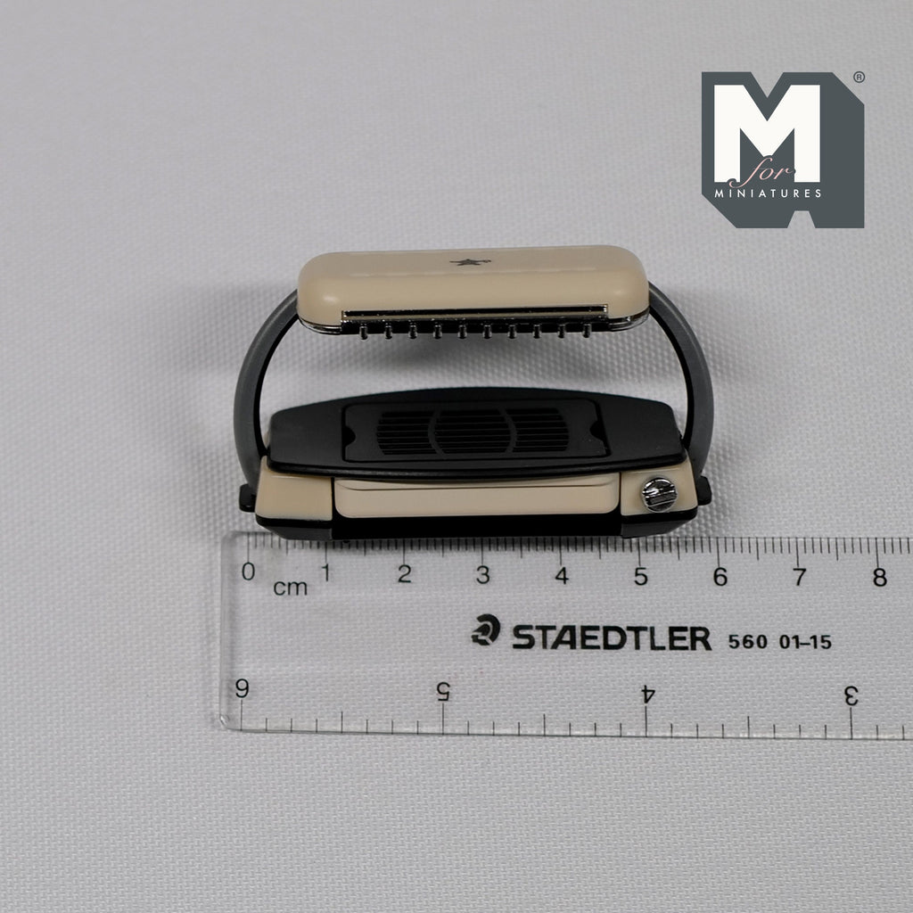 1:12 Scale Miniature Heat Lamp Cooker with Grill Plate, 2-3/8 inch long, DIY Dollhouse Supply (beige)