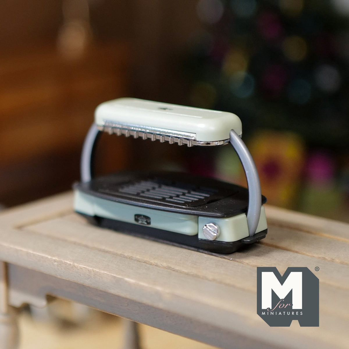 1:12 Scale Miniature Heat Lamp Cooker with Grill Tray, 2-3/8 inch long, DIY Dollhouse Supply (silver)
