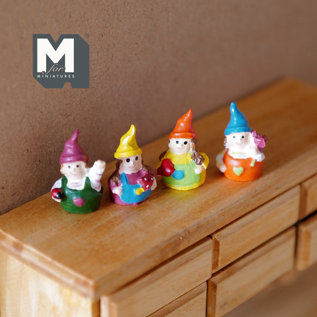 Dollhouse Miniature Gnome Set of 4 , 1:12 Scale Dollhouse Christmas Decoration 1 Inch Tall - G051