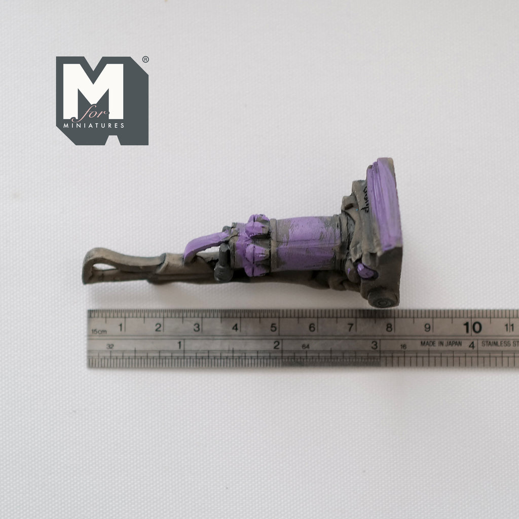 Dollhouse Miniature Dusty Modern Vacuum Cleaner 1:12 Scale Dollhouse Appliance - D075