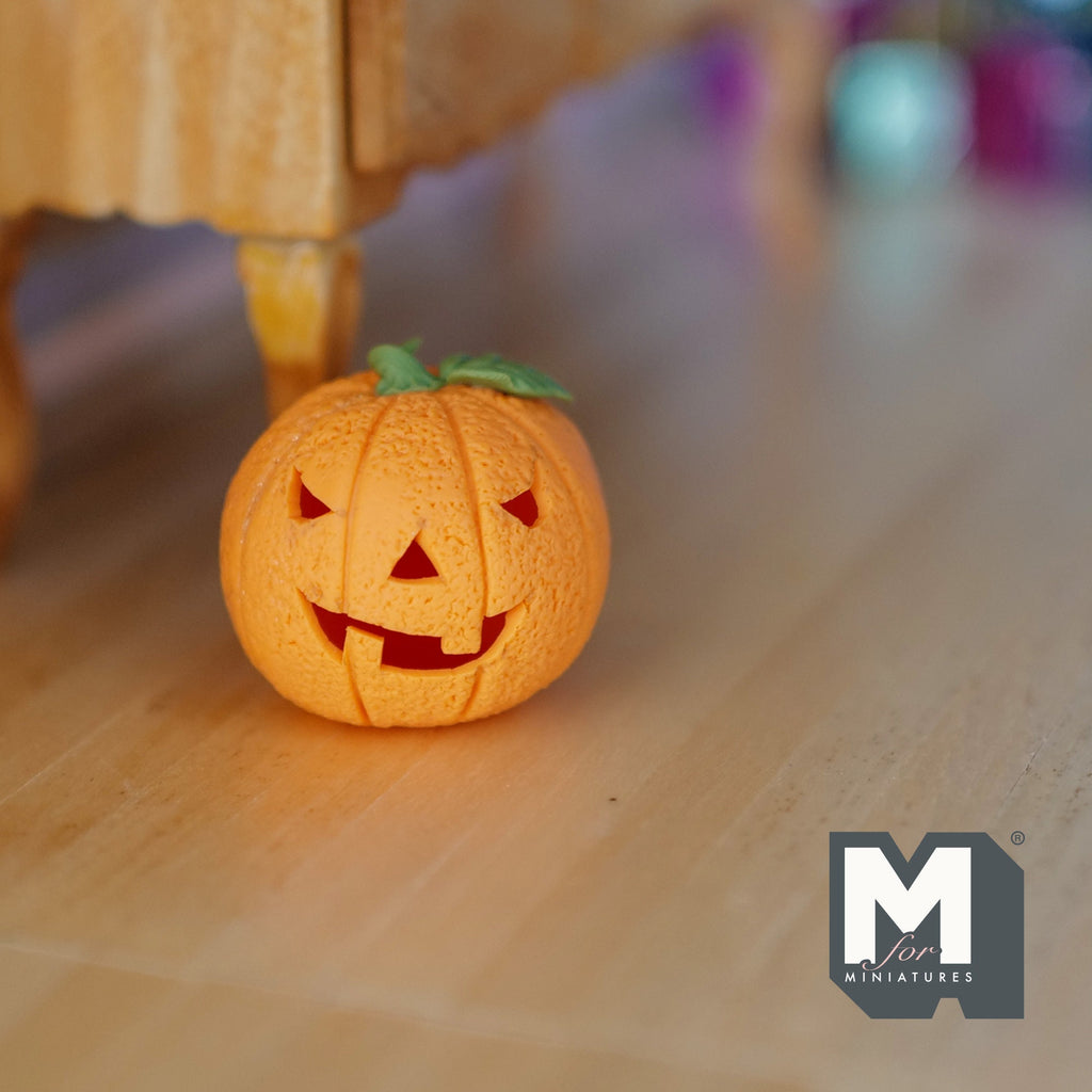 1:12 Dollhouse Supplies Miniature Halloween Clay Pumpkin Face - J028