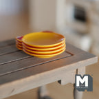 Assiettes miniatures échelle 1:12 en forme de tête de chat avec oreilles, lot de 4, diamètre 3,5 cm (1-3/8 po), fournitures pour maison de poupée DIY (jaune)