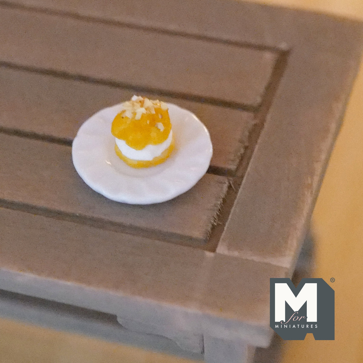 1:12 Scale Miniature Cream Puff with Plate, 3/8 inch dia., DIY Dollhouse Supply