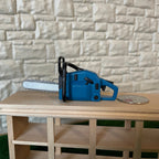 Miniature Chainsaw Plant Trimmer , 1:12 Scale Dollhouse Supplies Chain Saw Tree Timber Saw Petrol Saw (plastic, non-working) - F069
