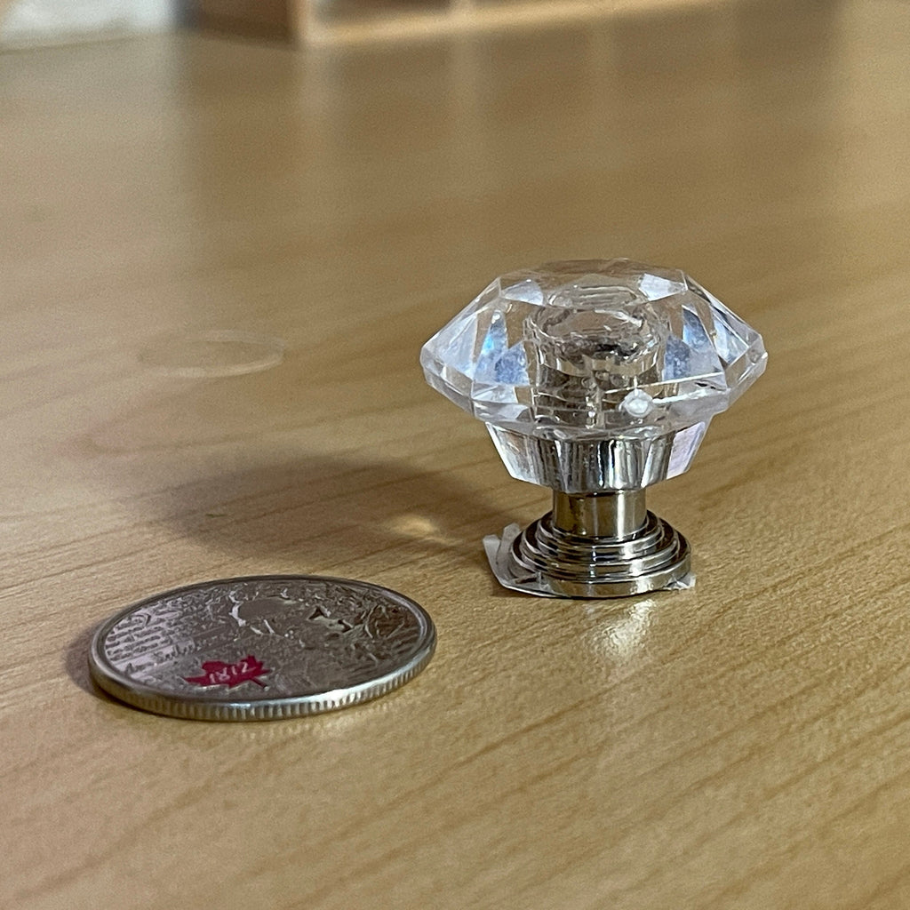 Dollhouse Supplies Ceiling Light 1:12 Scale Miniature Metal Ceiling Lamp (non-working) - K050