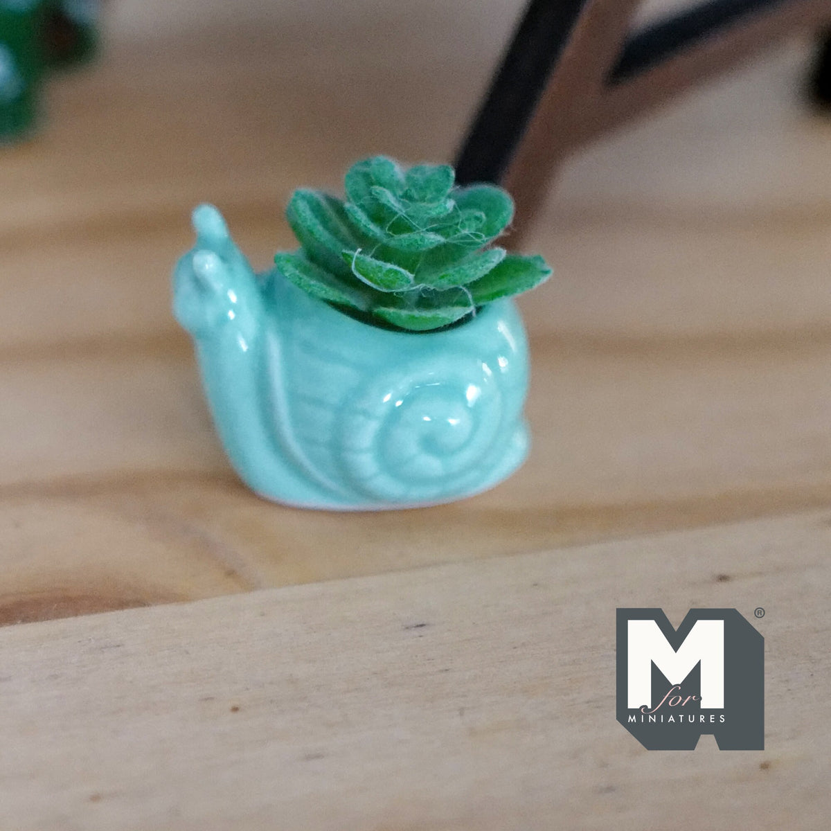 1:12 Miniature Ceramic Snail Planter Flower Pot 1 Inch Scale Dollhouse Snail Pot - B078