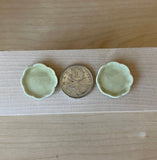 1:12 Dollhouse Miniature Plate set of 2 (green) - A074