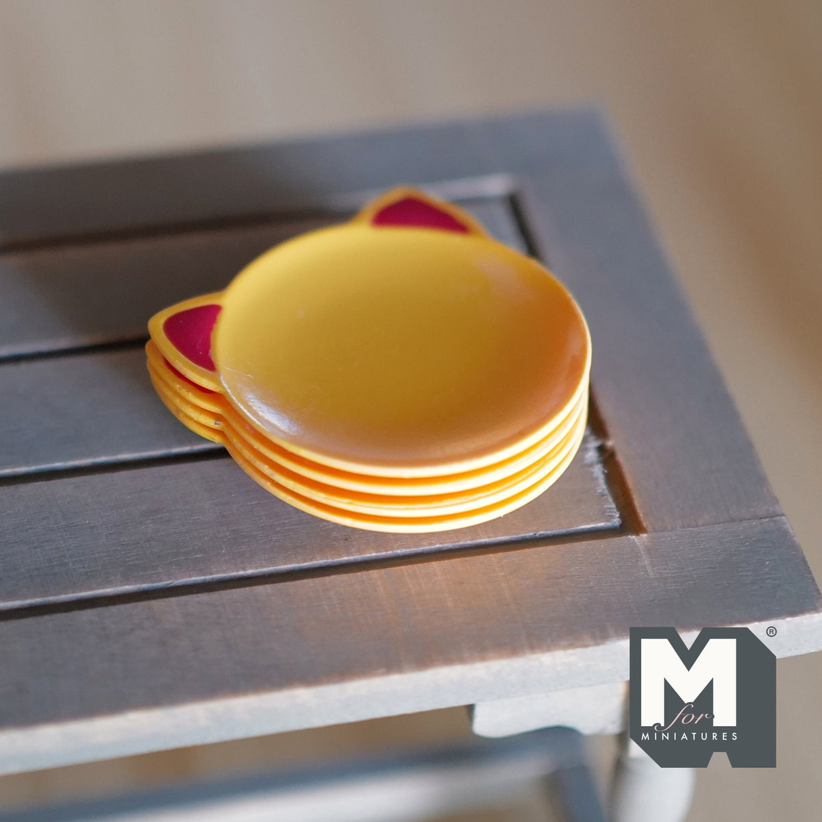 1:12 Scale Miniature Cat Face Plates with Ears, Set of 4, 1-3/8 inch dia., DIY Dollhouse Supply (yellow)