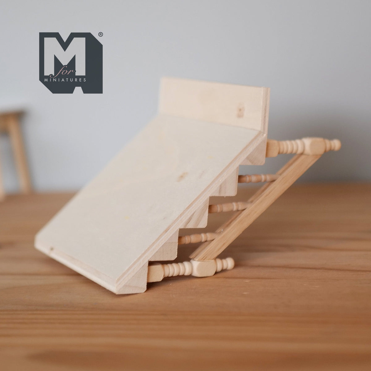 1:12 Scale Miniature Unfinished Dollhouse Entryway Steps with Handrails, 5 Steps, 2-7/8 inch high