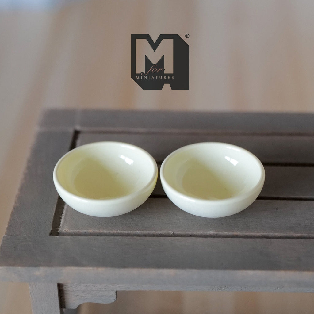 1:12 Scale Miniature Large Bowls, Set of 2, 1-1/8 inch dia., DIY Dollhouse Supply (cream)
