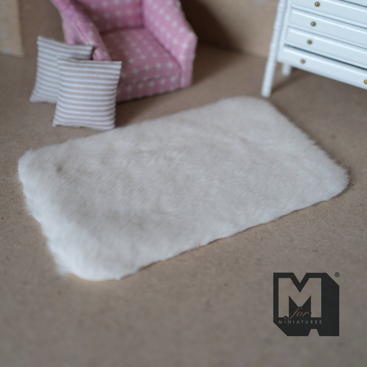 1:12 Scale Miniature Faux Sheepskin Rug, Rectangular with Rounded Corners, 6-1/2 inch long, DIY Dollhouse Supply (cream)