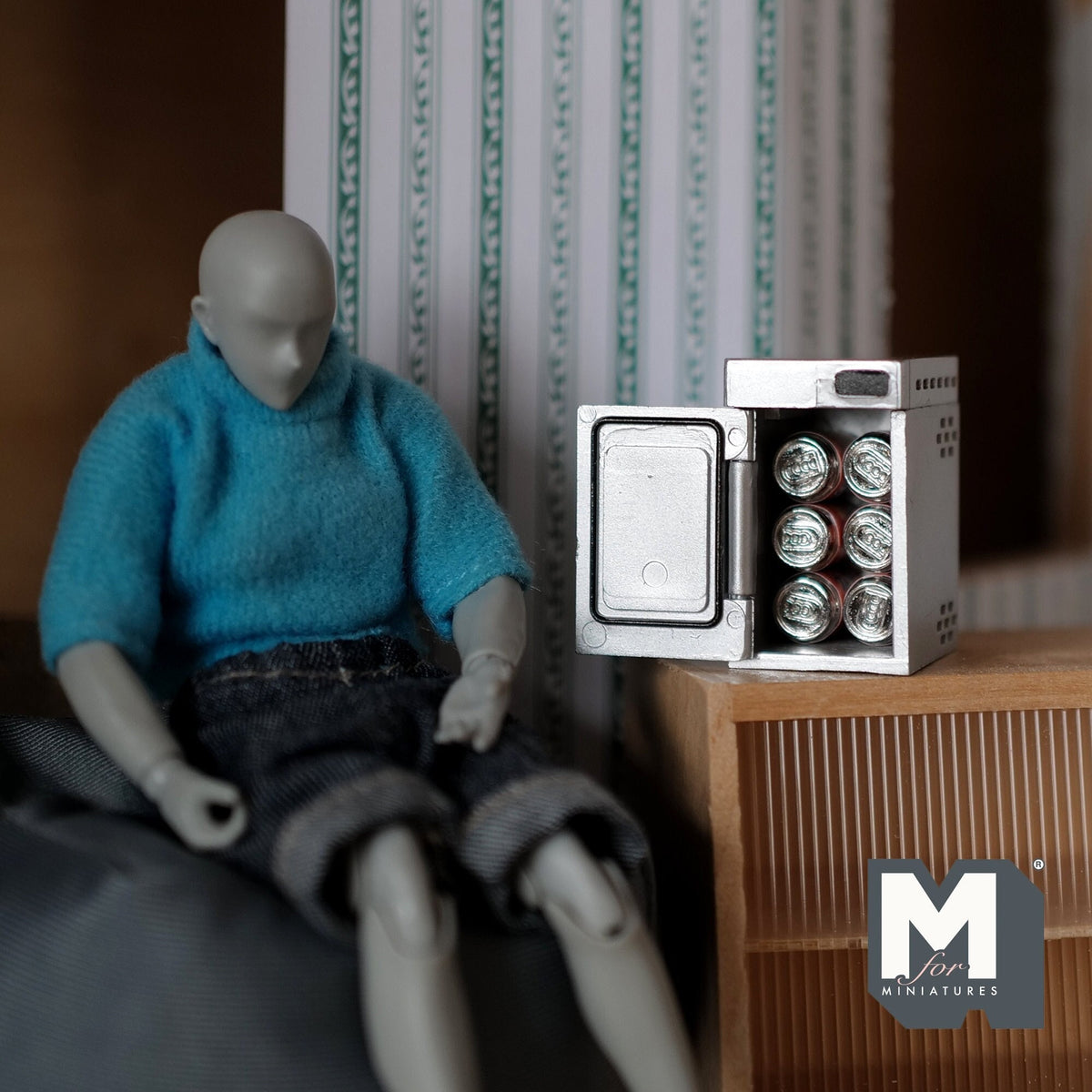 1:12 Scale Miniature Mini Fridge with Glass Door and 6 Metal Cans, 1-3/8 inch tall, DIY Dollhouse Supply (white)