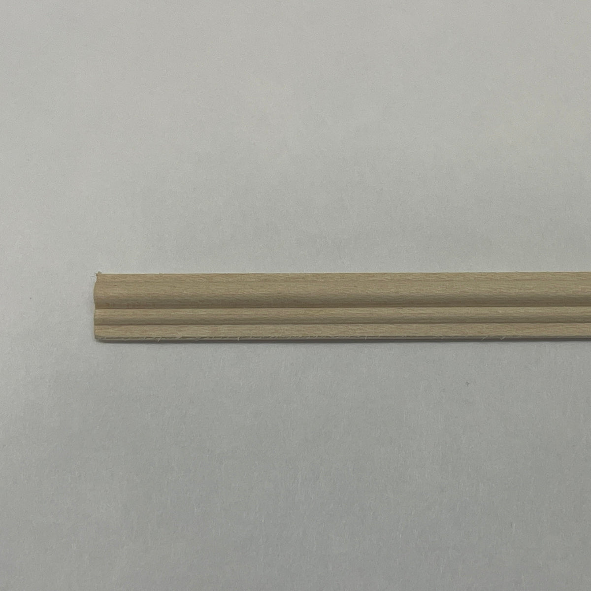 Miniature Wainscot Wood Rail for Dollhouse Walls, 17-11/16 inch long