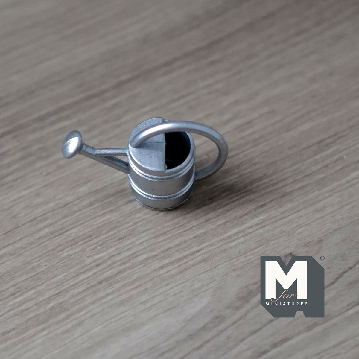 1:12 Scale Miniature Metal Watering Can with Spray Nozzle, 1 inch tall, DIY Dollhouse Supply (silver)