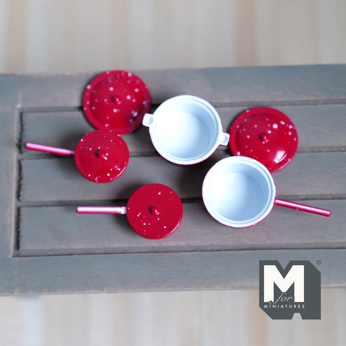 1:12 Scale Miniature Metal Cooking Pots, Speckled Enamel Style, Set of 4, 1-5/8 inch long, DIY Dollhouse Supply (red)