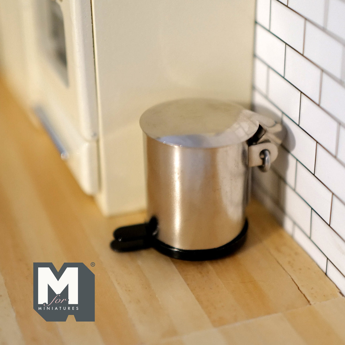 1:12 Scale Miniature Stainless Steel Pedal Trash Bin with Opening Lid, 1-3/8 inch tall, DIY Dollhouse Supply