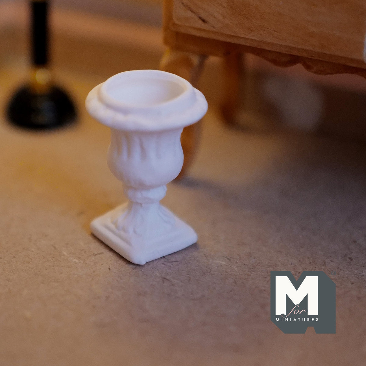 1:12 Scale Miniature Roman Style Garden Urn with Pedestal, 1-5/16 inch tall, DIY Dollhouse Supply (plaster) (white)