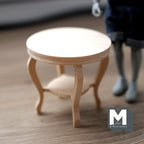 Table d'appoint ronde miniature en bois brut, échelle 1:12, pieds galbés, étagère inférieure, diamètre 6 cm (2-3/8 po), accessoire de maison de poupée à monter soi-même