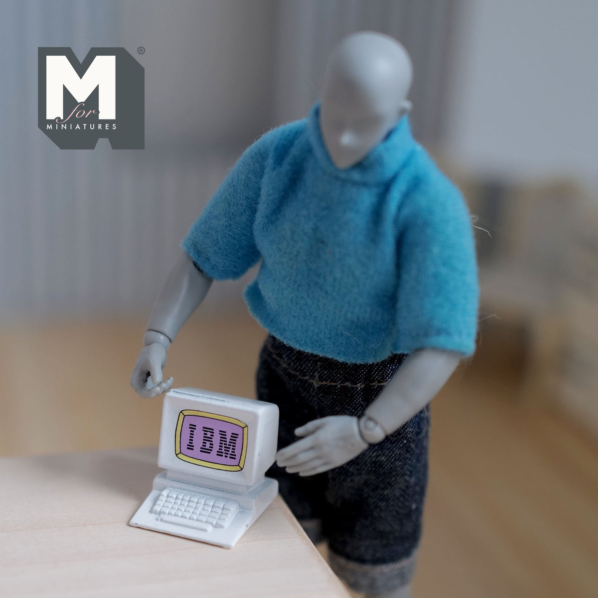 1:12 Scale Miniature Metal CRT Desktop Computer with Keyboard, 13/16 inch tall, DIY Dollhouse Supply (non working)