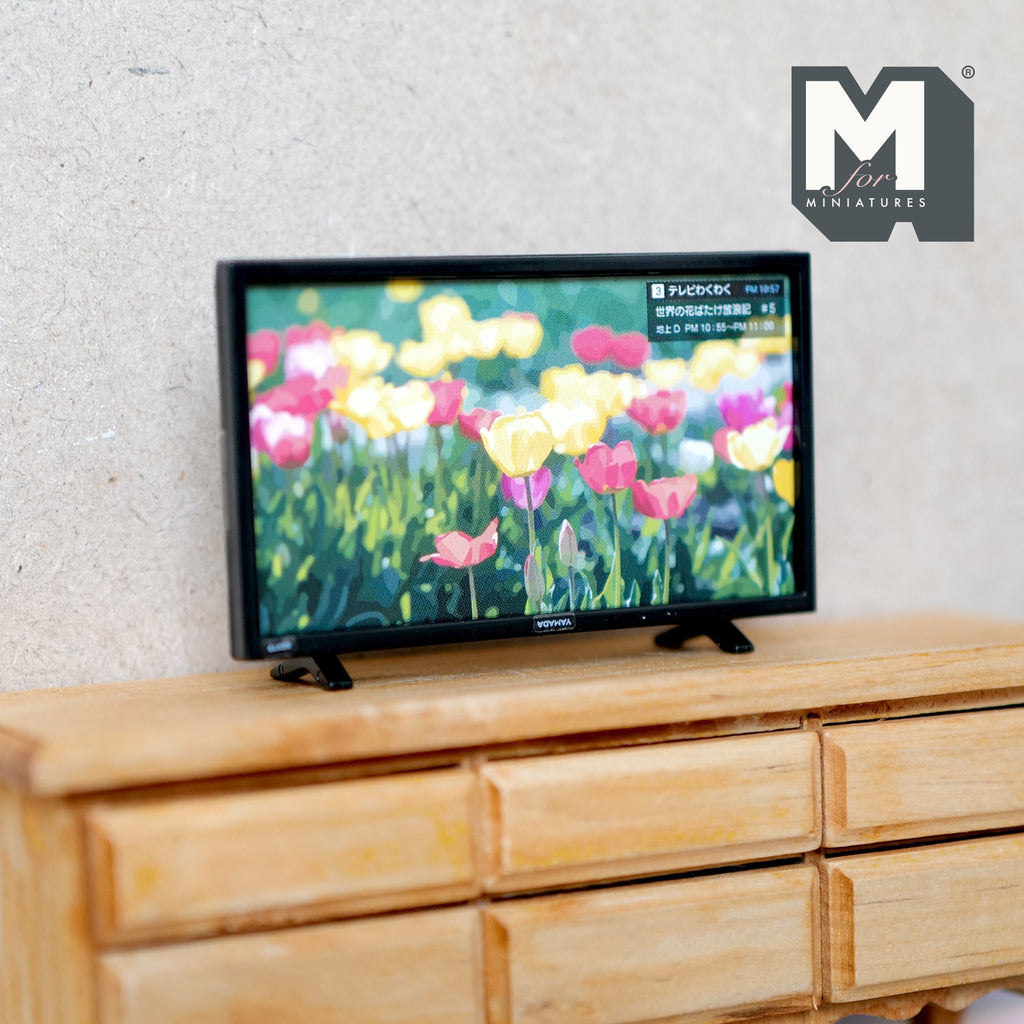 1:12 Scale Miniature Flat Screen TV with Replaceable Screens, 2-1/2 inch wide, DIY Dollhouse Supply