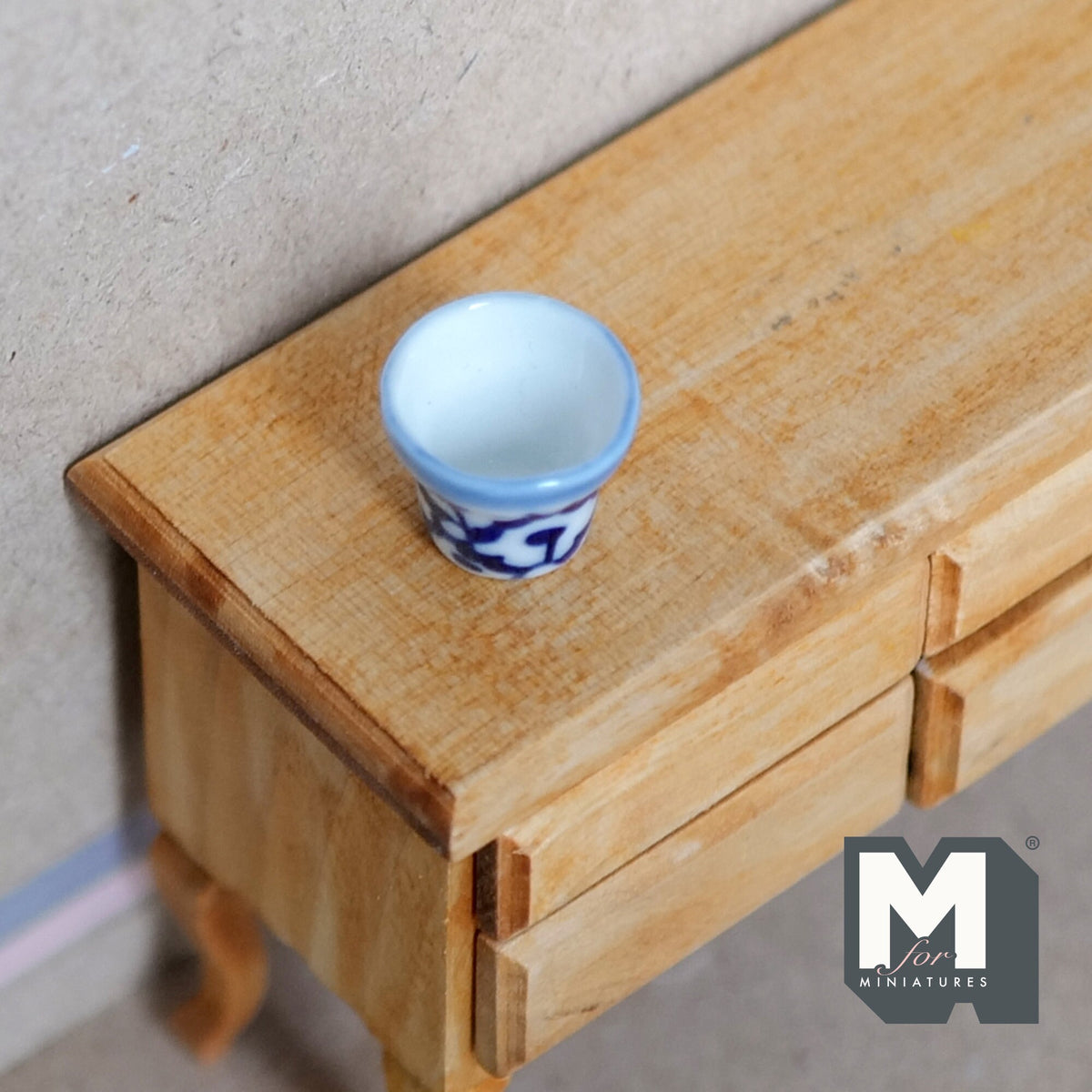 1:12 Scale Miniature Ceramic Round Flower Pot, Patterned, 3/4 inch tall, DIY Dollhouse Supply (blue and white)