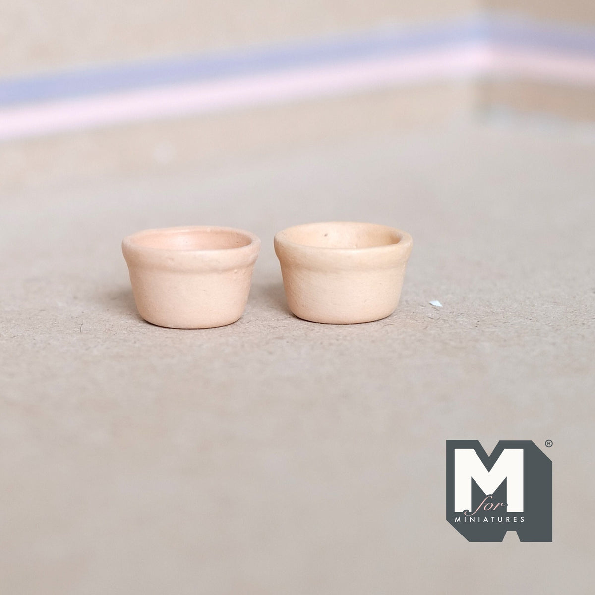 1:12 Scale Miniature Terracotta Flower Pots, Set of 2, 1/2 inch tall, DIY Dollhouse Supply (beige)