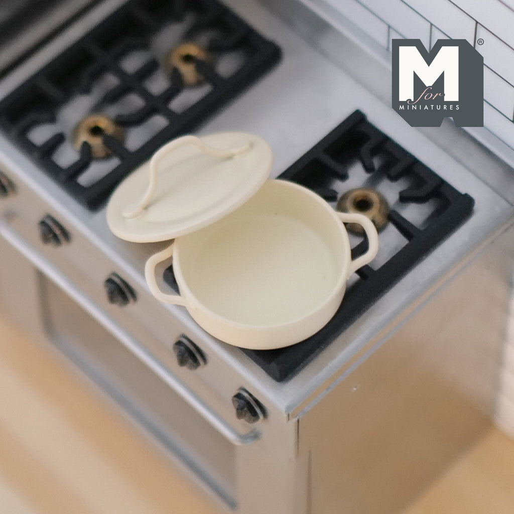 1:12 Scale Miniature Metal Cooking Pot with Lid, 1-1/16 inch dia., DIY Dollhouse Supply (beige)