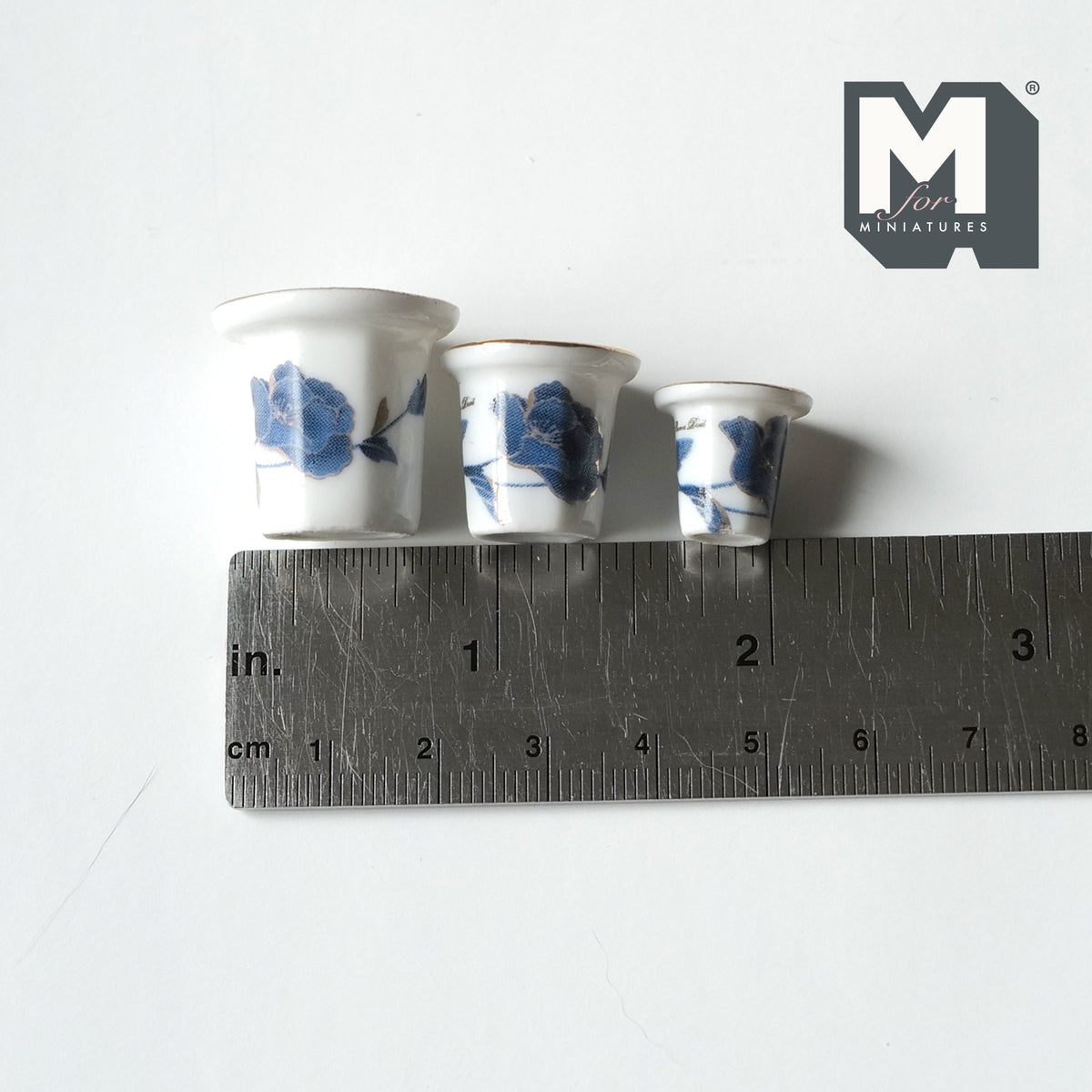 1:12 Scale Miniature Ceramic Flower Pots, Blue Floral Pattern, Set of 3, 7/8 inch tall, DIY Dollhouse Supply