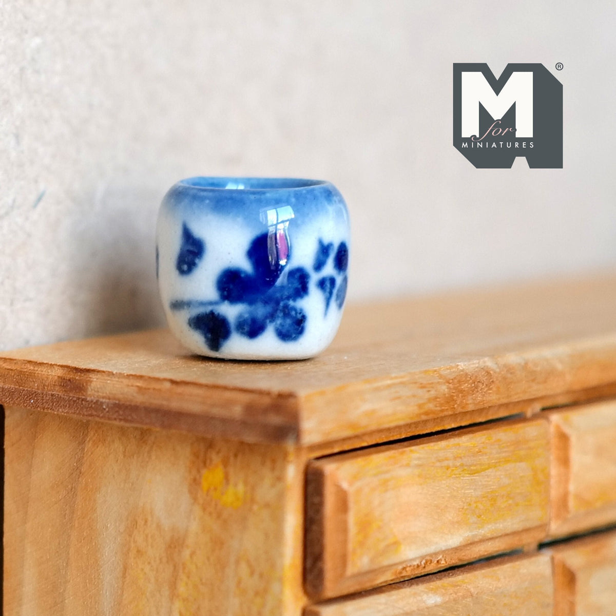 1:12 Scale Miniature Ceramic Round Flower Pot with Blue Floral Pattern, 13/16 inch dia., DIY Dollhouse Supply