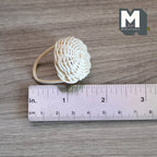 Panier miniature en corde à l'échelle 1:12 avec anse, 3 cm de diamètre, fourniture pour maison de poupée DIY (beige)