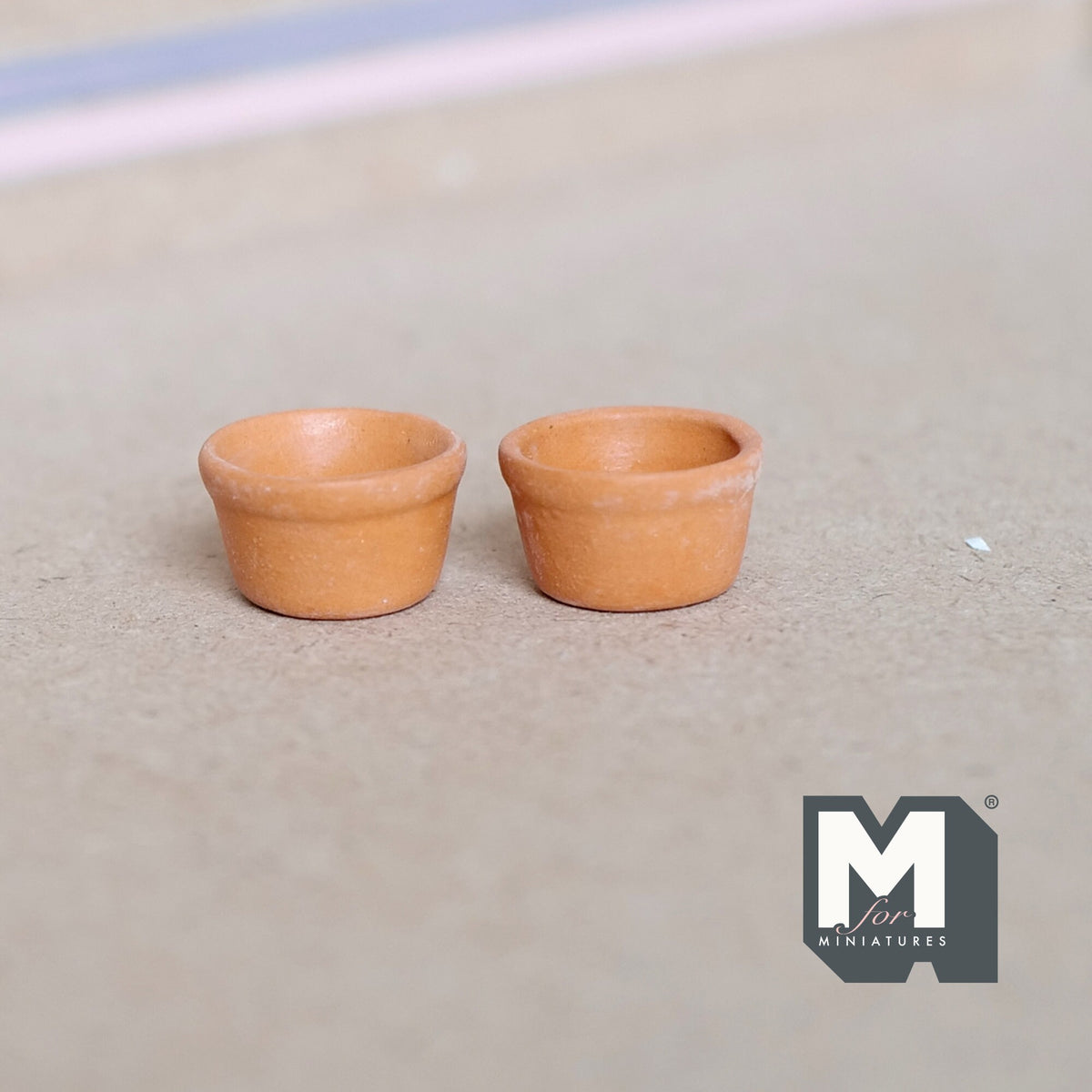 1:12 Scale Miniature Terracotta Clay Flower Pots, Rolled Rim, Set of 2, 1/2 inch tall, DIY Dollhouse Supply (brown)