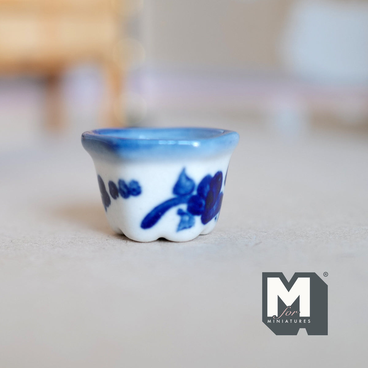 1:12 Scale Miniature Ceramic Hexagon Tree Pot, Blue Floral Pattern, 1 inch tall, DIY Dollhouse Supply (white)