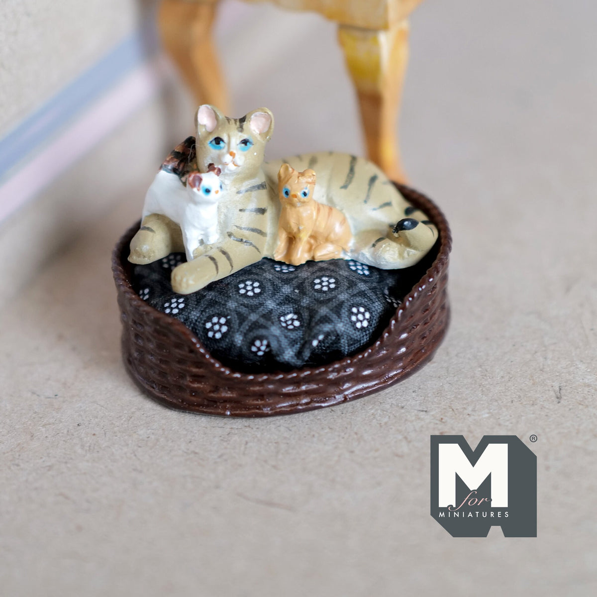 1:12 Scale Miniature Orange Tabby Cat with 2 Kittens, 1-5/8 inch long, DIY Dollhouse Supply (bed sold separately)