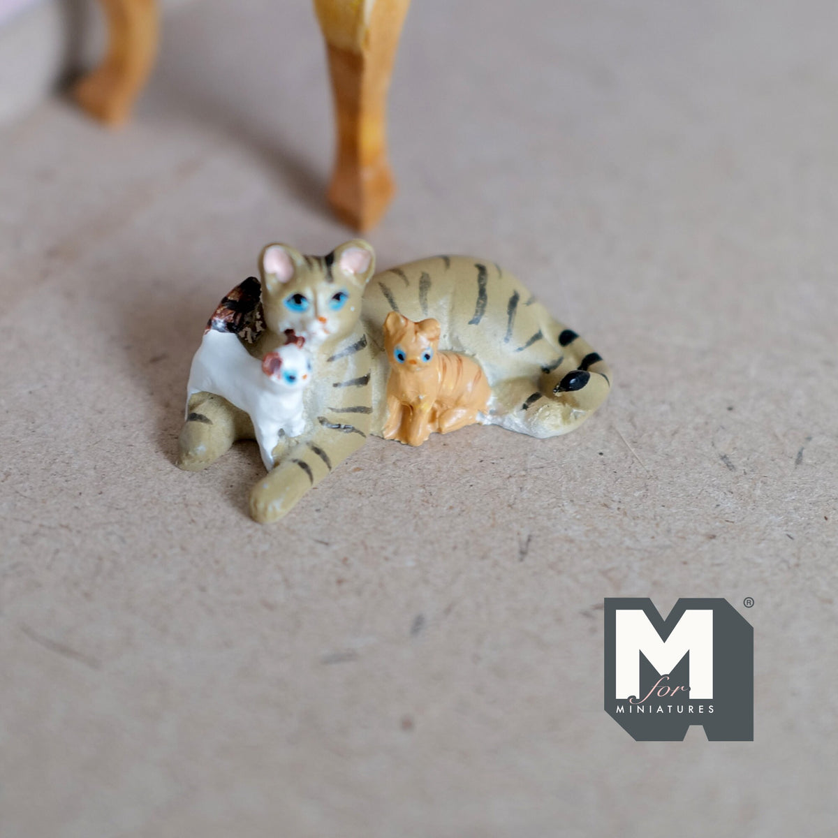 1:12 Scale Miniature Orange Tabby Cat with 2 Kittens, 1-5/8 inch long, DIY Dollhouse Supply (bed sold separately)