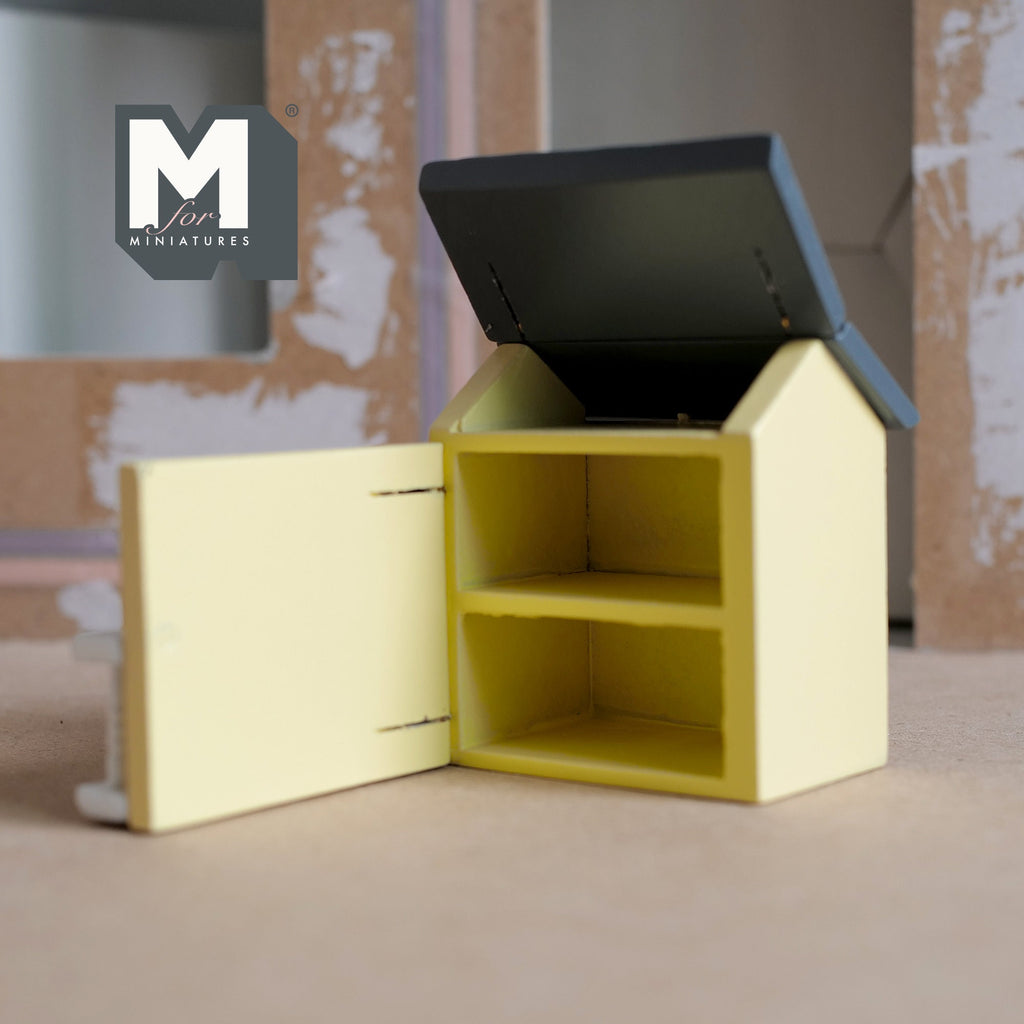 Miniatura a escala 1:12 casita con fachada y tejado abatibles, 2 habitaciones, 2-3/8 inch de alto, suministros DIY para casa de muñecas (madera) (amarillo claro)