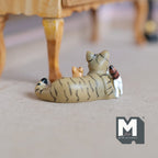 Chat tabby orange miniature à l'échelle 1:12 avec 2 chatons, 4,1 cm de long, fournitures pour maison de poupée DIY (lit vendu séparément)