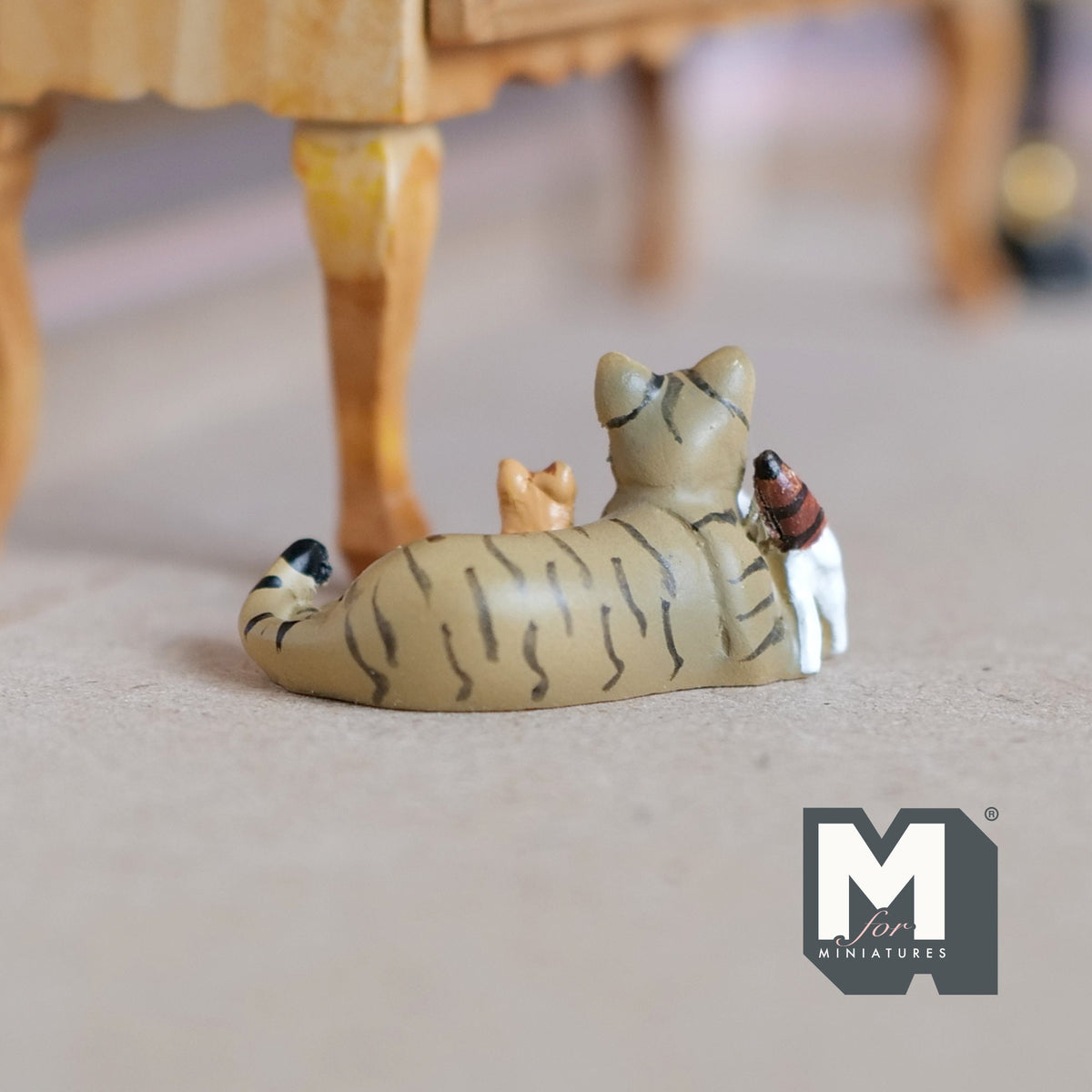1:12 Scale Miniature Orange Tabby Cat with 2 Kittens, 1-5/8 inch long, DIY Dollhouse Supply (bed sold separately)