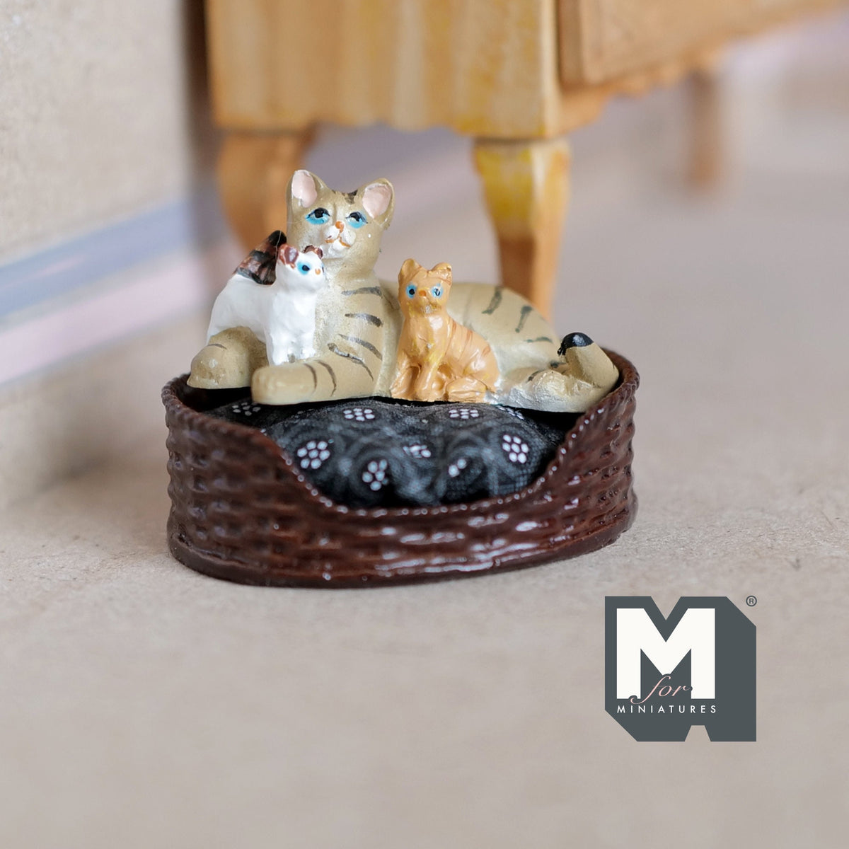 1:12 Scale Miniature Orange Tabby Cat with 2 Kittens, 1-5/8 inch long, DIY Dollhouse Supply (bed sold separately)